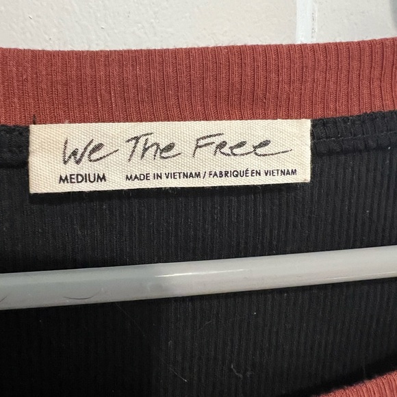 We the Free gorgeous patchwork sleeves Top - Picture 3 of 4